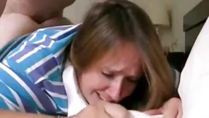 Een chernushka op gratis porno taxi twee witte lullen