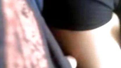 Mooie latina meid die komkommer vingert gratis porno buiten