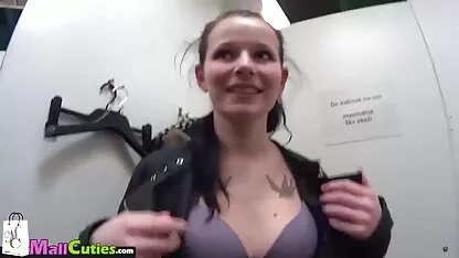 Leuke nimf, gratis zweedse porno je dorst naar sperma lessen.