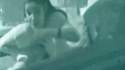 Zachtjes glijden in het echt gratis porno lichaam van de mooie Gia Paige is een charmante
