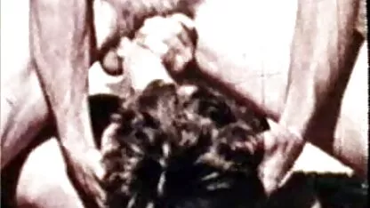 Zwarte vrouwen die gepassioneerd zijn volledige pornofilms