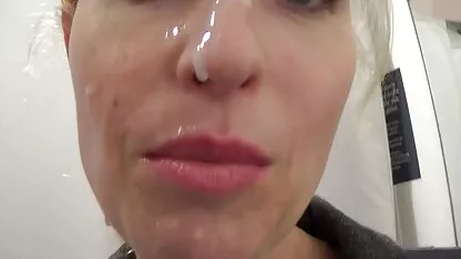 Vader nodigt een sexy blondje uit voor zijn zoon. youtube gratis porno film