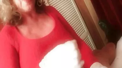 Volwassen nl gratis porno moeder in rood ondergoed neukte