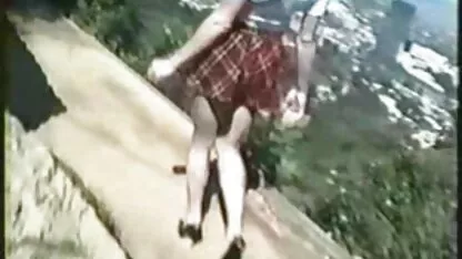 Het gratis buiten porno zachte geslacht van een mooi stel.